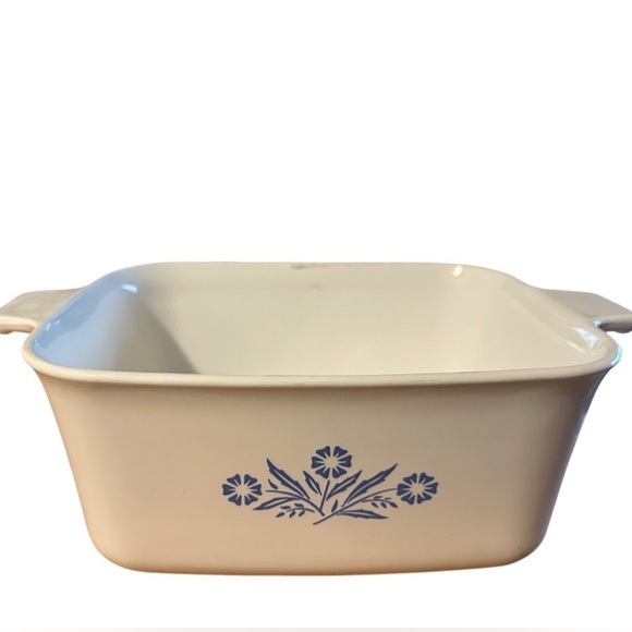Corningware Other - CorningWare Cornflower Blue Casserole Dish 1.5 Qt.